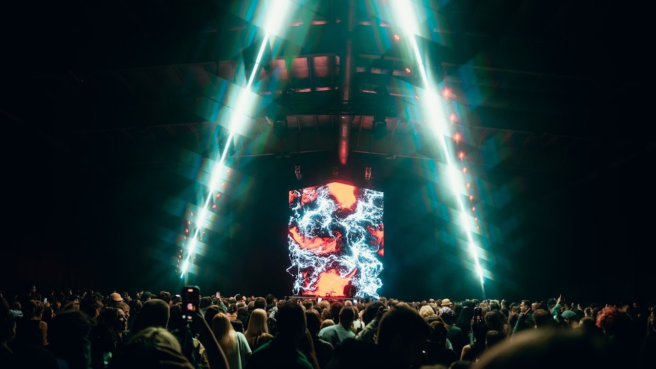 Фестиваль медиаискусства НУР представил площадк...