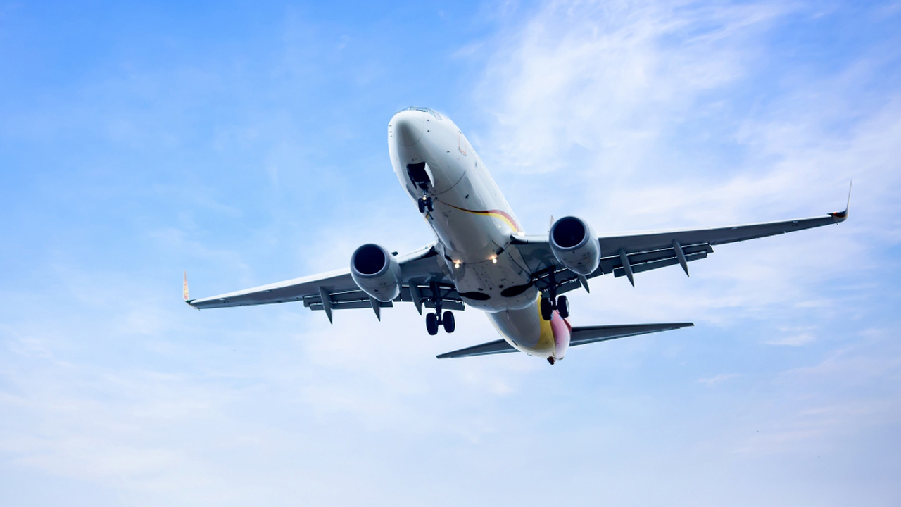 Татарстан обсуждает запуск нового рейса Казань ...