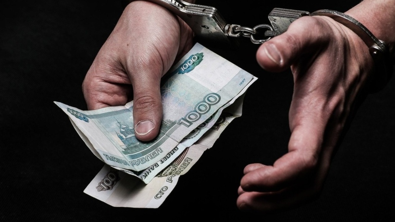 В Татарстане раскрыли схему обналичивания на ми...