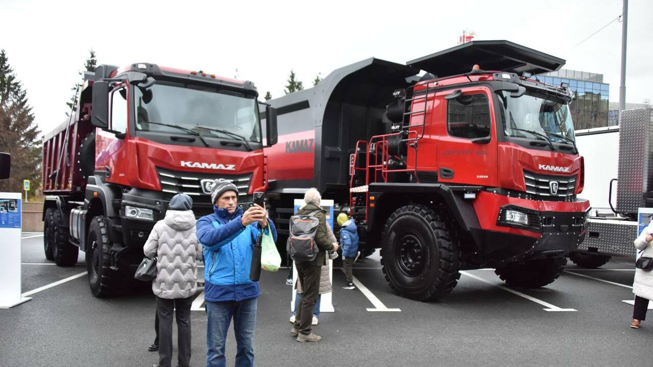 На территории Государственного совета проходит ...