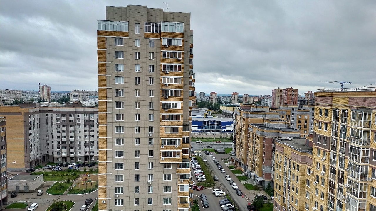 В России резко подешевели квартиры в ряде городов В России цены на квартиры снизились в 13 крупны...