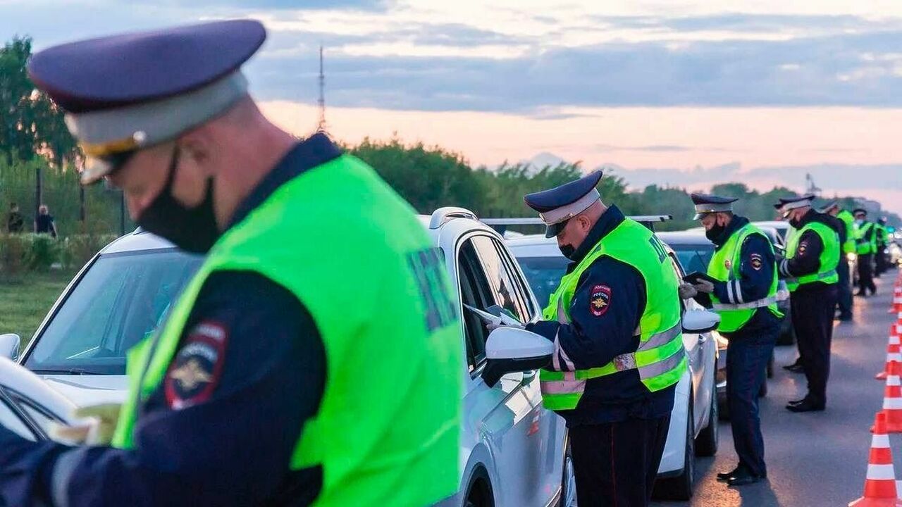 Если машина старше десяти лет. Водителей предупредили о новых штрафах за возраст авто С мая 2025 года автомобили возрастом более 10 л...