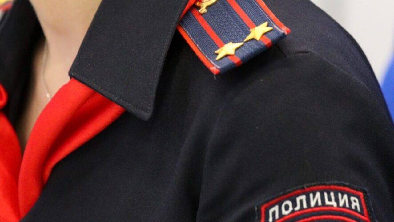 Поклонник певицы Доры устроил рискованное предс...