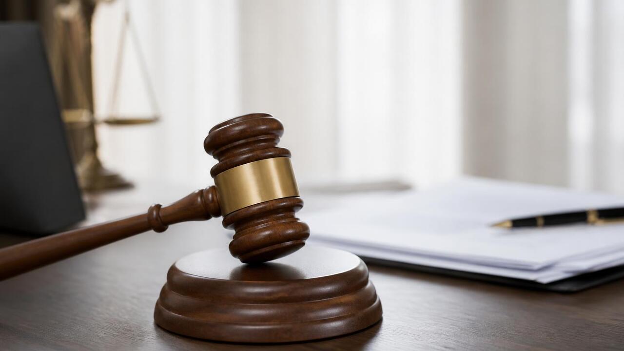 Судья в отставке лишился имущества на 207 млн р...