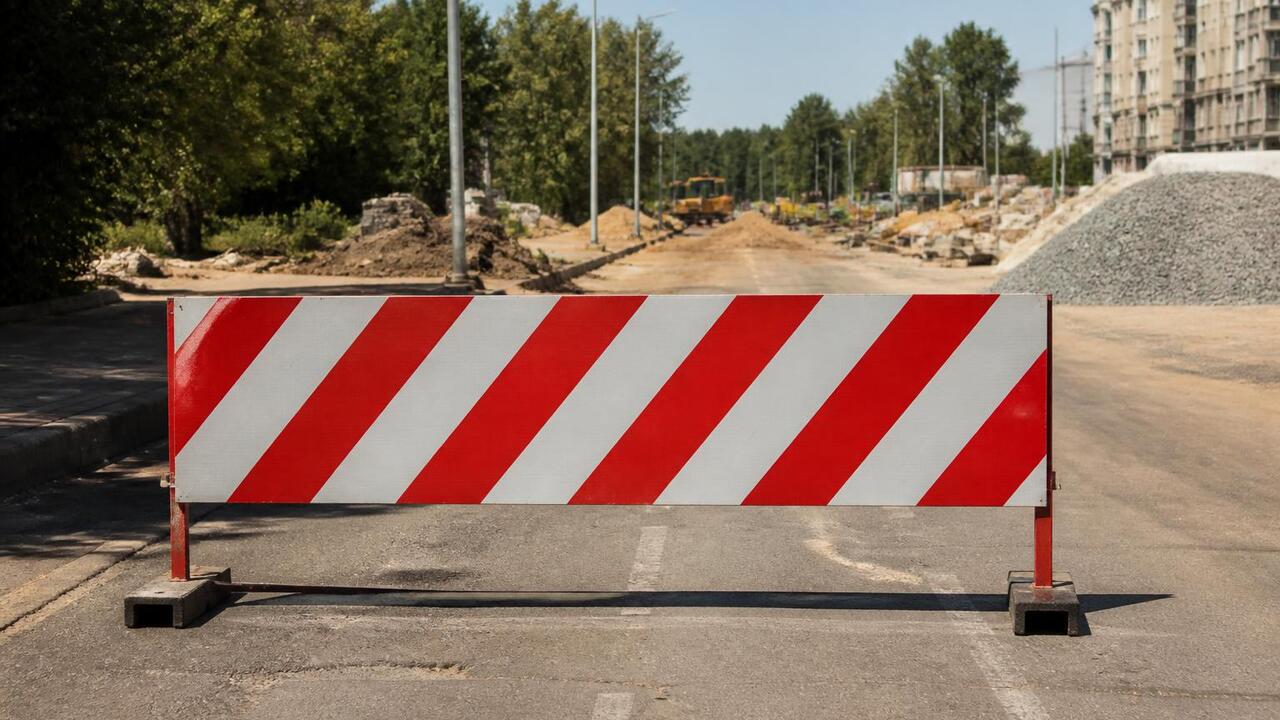 Улица Тихомирнова в Казани частично закроется для транспорта В Казани с 22 июля по 16 августа частично перек...