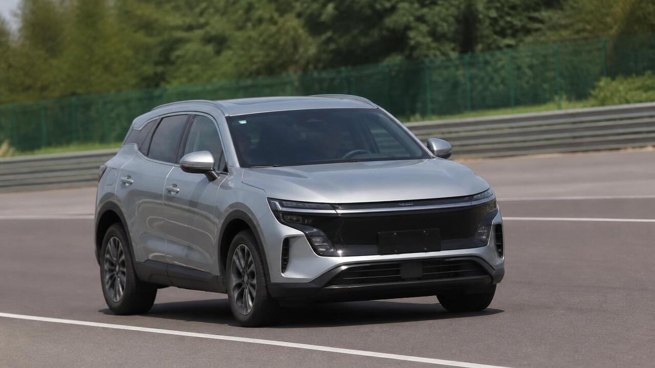 В Китае замечен обновленный кроссовер Haval Jol...