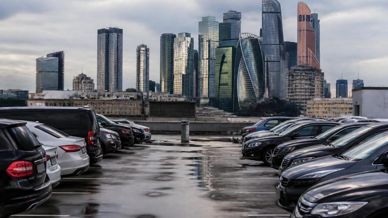 Агентство НАПИ выяснило, какие служебные автомо...