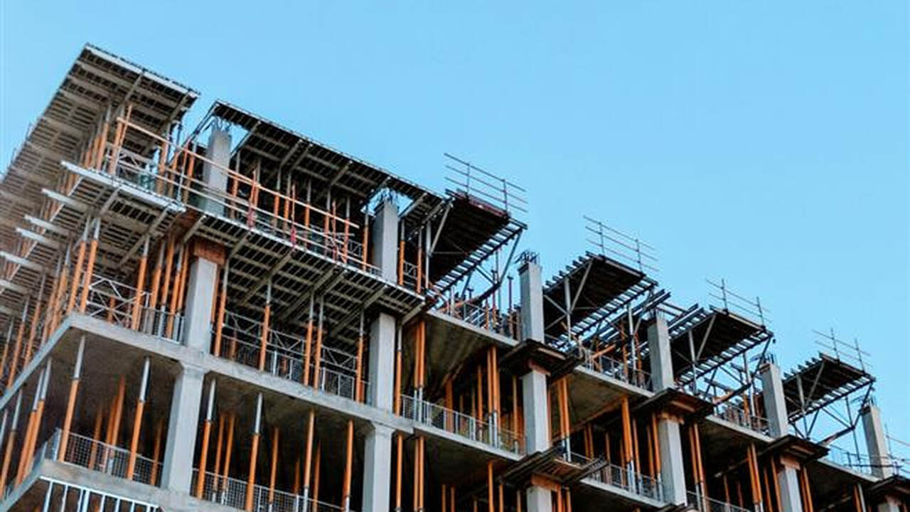 Исследование Домклик: большинство новостроек на рынке покупаются за три года до сдачи Покупка новостройки в России часто сопряжена с ...