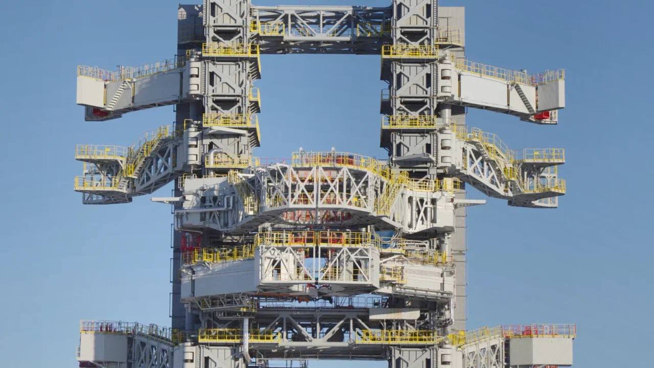 На космодроме Восточный завершили строительство...