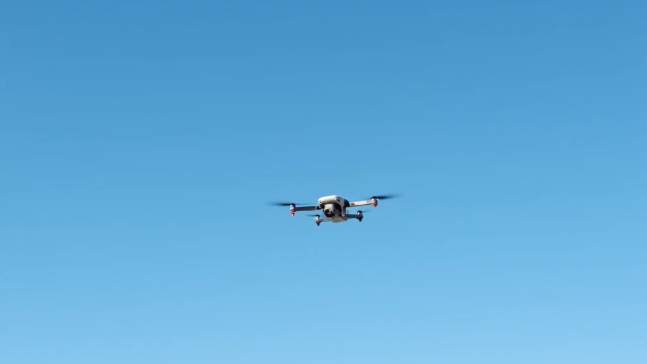 В Татарстане сбили второй украинский беспилотник за один день В Татарстане средства ПВО России уничтожили вто...