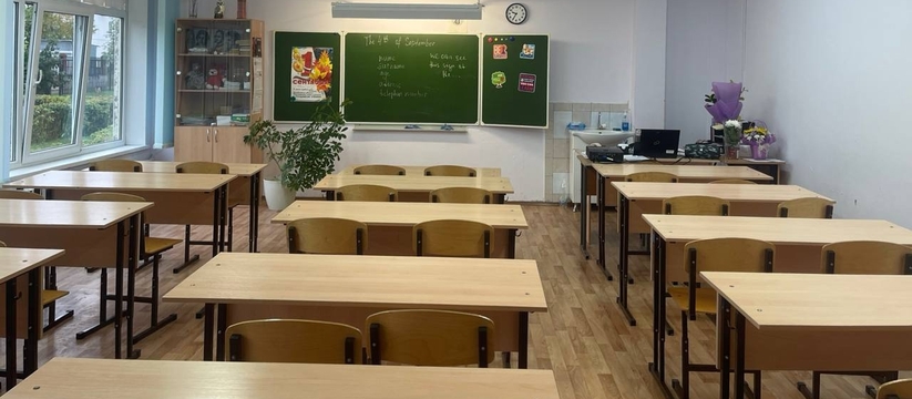 Ильсур Хадиуллин поздравил учителей Татарстана с Днём учителя Ильсур Хадиуллин поздравил педагогов Татарстана...