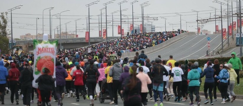 В Казани стартовал юбилейный марафон с участием 7 тысяч участников.