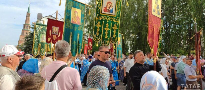 В Казани стартовал крестный ход в честь явления...