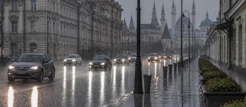 Сильный ливень в Казани вызвал подтопления на у...