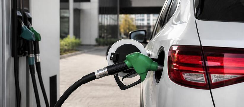 Россияне массово переходят на газ из-за проблем с бензином Из-за проблем с бензином россияне массово перех...