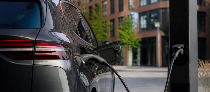 Продажи электромобилей в РФ выросли из-за проблем с топливом Рост продаж электромобилей в России из-за пробл...