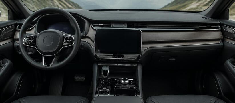Опубликованы фото салона нового кроссовера Li Auto Опубликованы фото салона обновленного кроссовер...