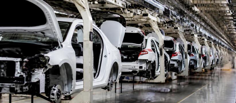 Производство легковых автомобилей в РФ в июне 2...
