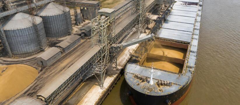 Татарстан вдвое увеличил экспорт зерна по воде:...