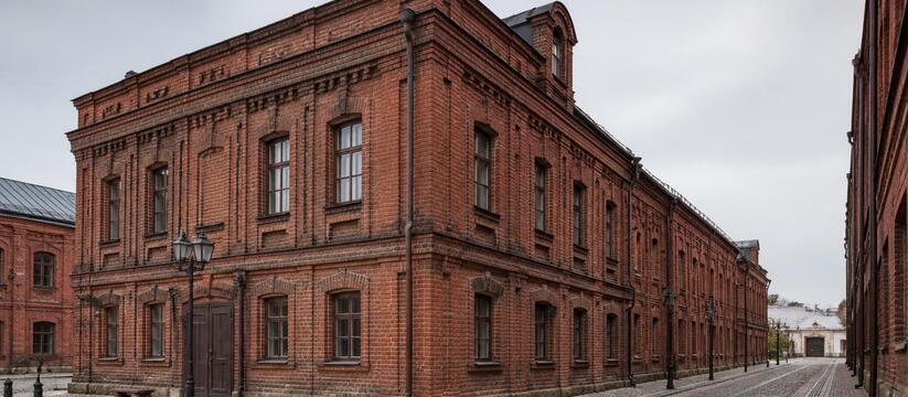 В Казани просят вернуть охранный статус складам купцов Романовых В Казани предложили вернуть охранный статус скл...