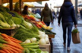 Продукты дешевеют, услуги дорожают: что с ценам...