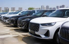 Число объявлений о продаже подержанных «китайце...