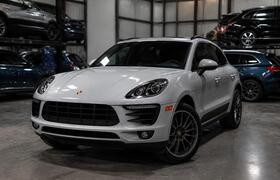 Porsche сглаживает переход на электротягу склад...