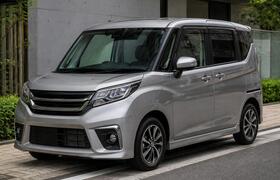 В РФ начались продажи новых микровэнов Suzuki S...