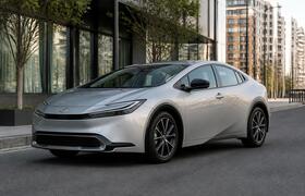 Новая Toyota Prius подорожала на фоне резкого п...