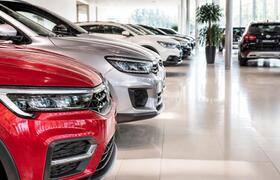 Новые автомобили дорожают: какой была средняя ц...