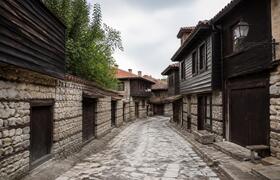 Старинный квартал Зеленодольска «Полукамушки» м...